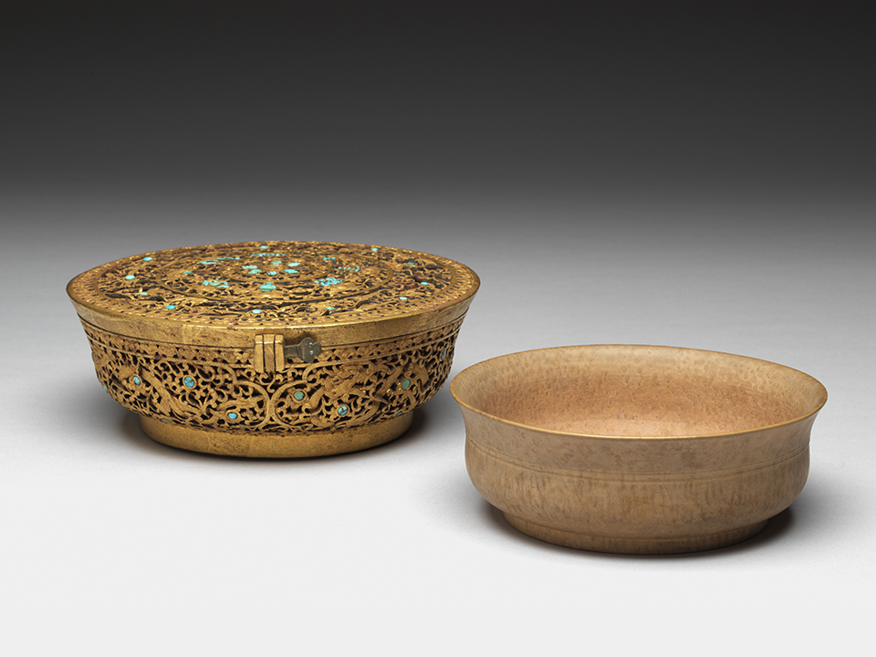 Wood bowl and gilt iron case inlaid with turquoise