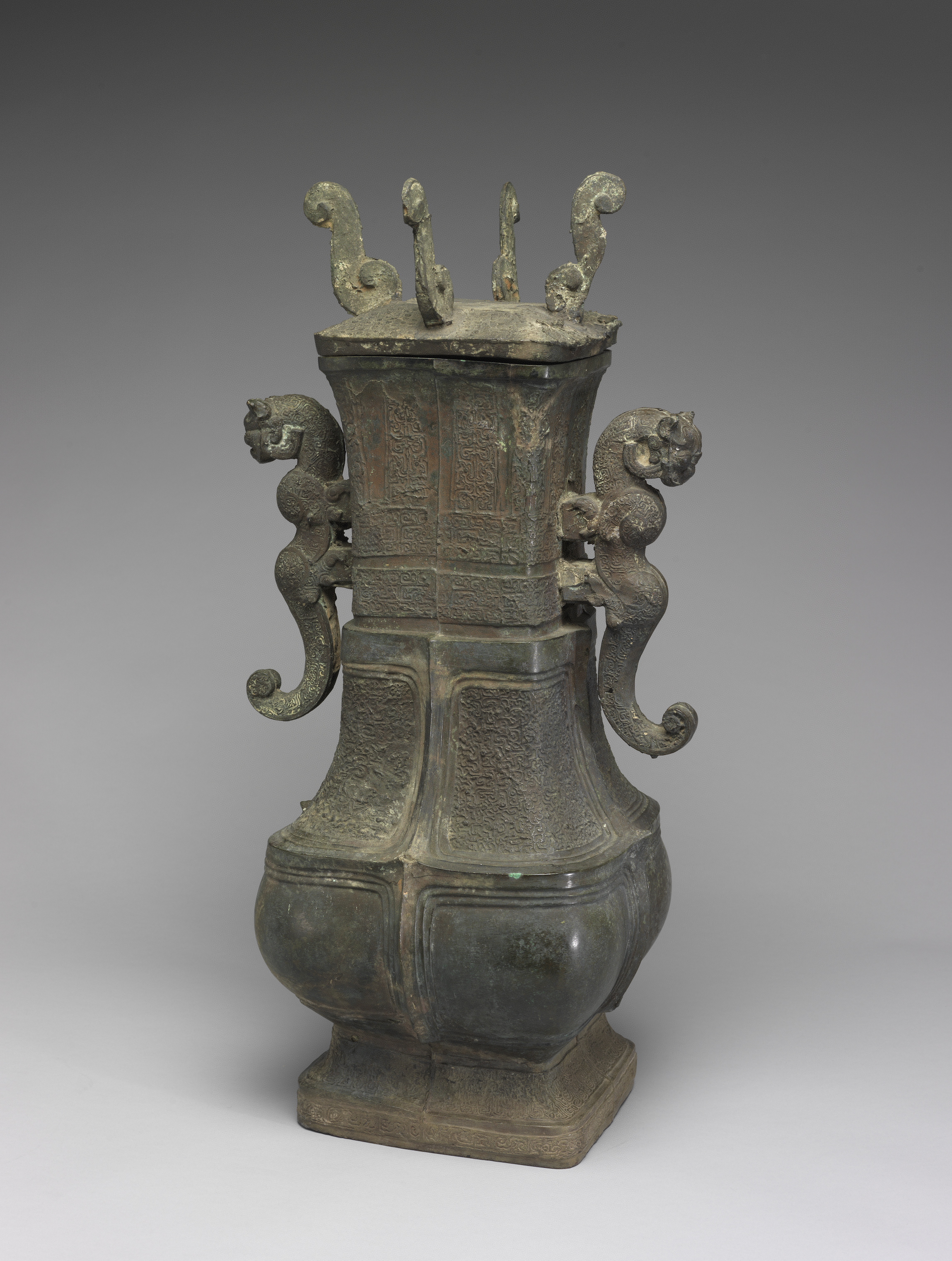 Bronze hu wine vessel of Lady Zeng