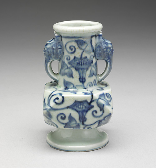 Faceted ceramic vase with morning-glory decoration in underglaze blue