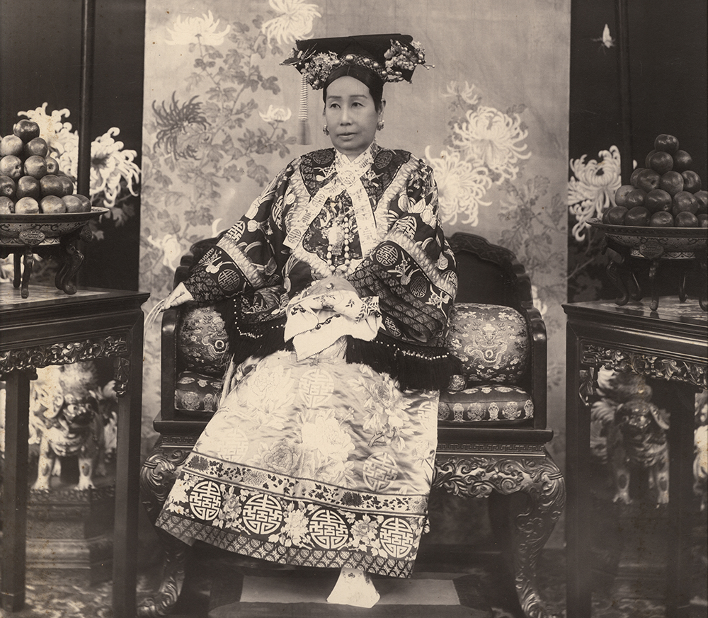 Portrait of Empress Dowager Cixi sitting