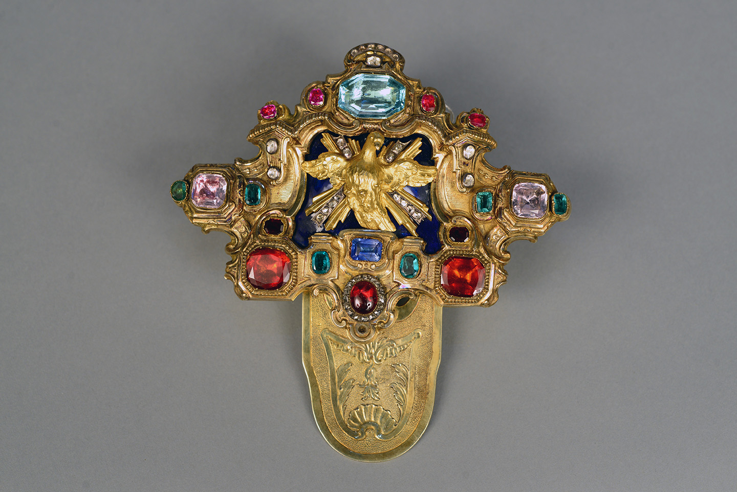 Jeweled closure of Servant of God Pope Benedict XIII (r. 1724-1730)