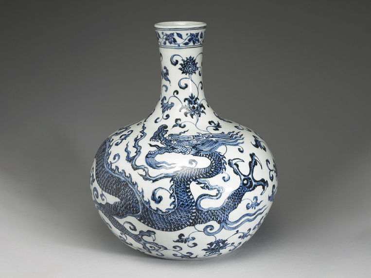 Vase with lotus and dragon decoration in underglaze blue, Ming dynasty, Yongle reign (1403-1424)