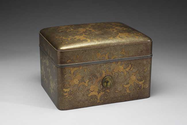 日本 十八世紀 桐蒔繪小箱