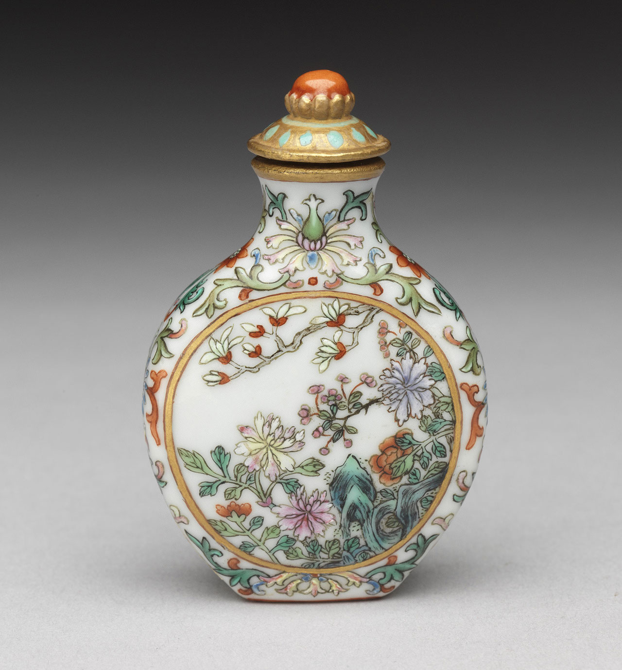 Porcelain-body famille-rose snuff bottle with a peonies-of-wealth design