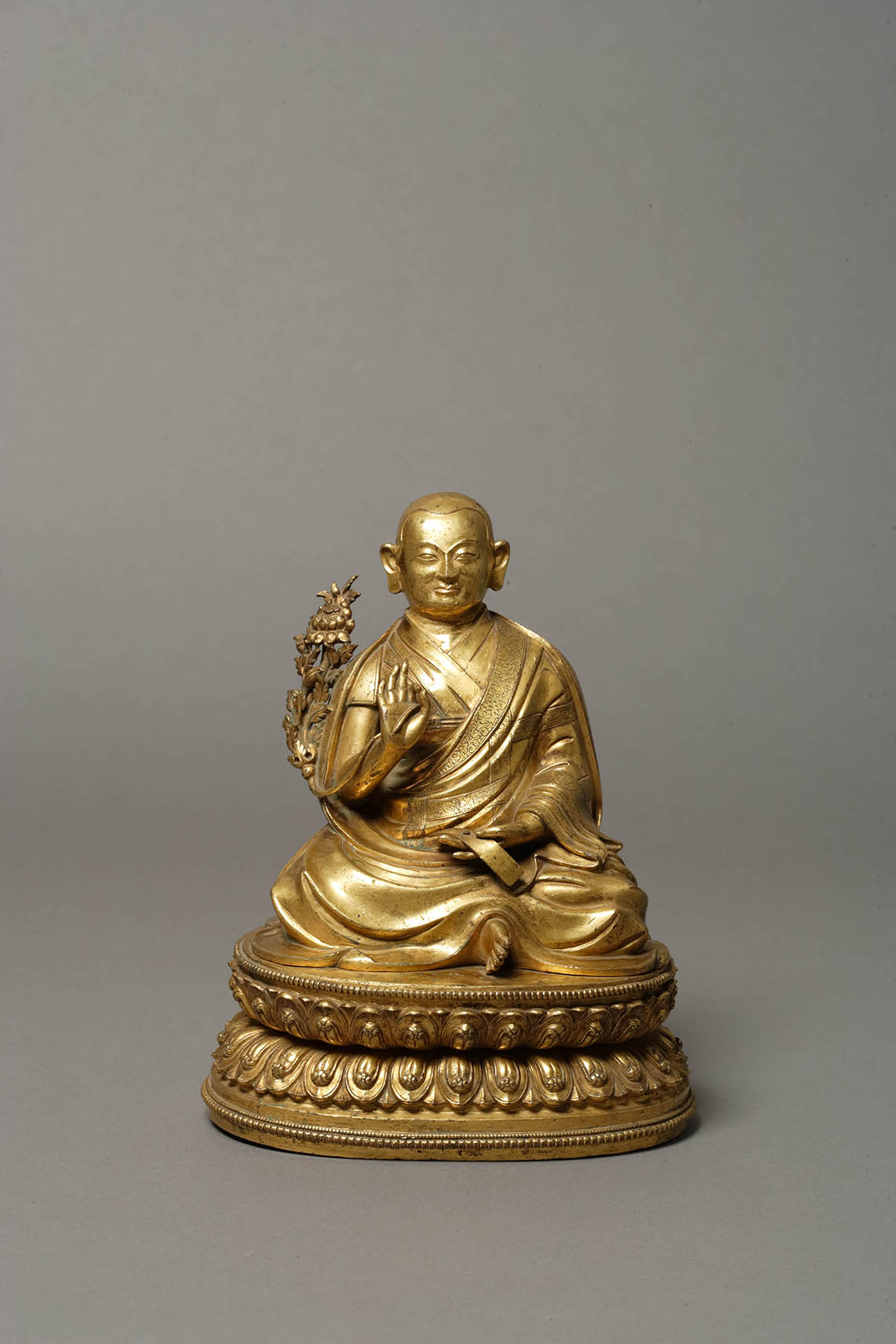 Statue of the Second Dalai Lama