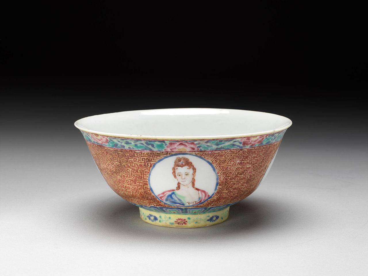 Bowl with portraits of Western lady and geometric pattern