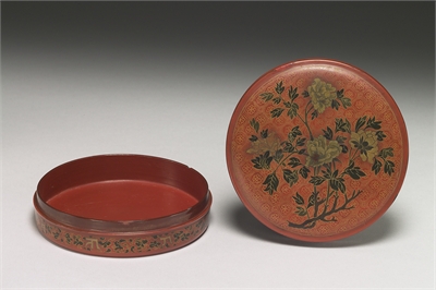 Round Box with Peony Decor Filled-In Lacquerware