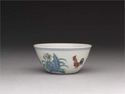 Porcelain chicken cup in doucai painted enamels