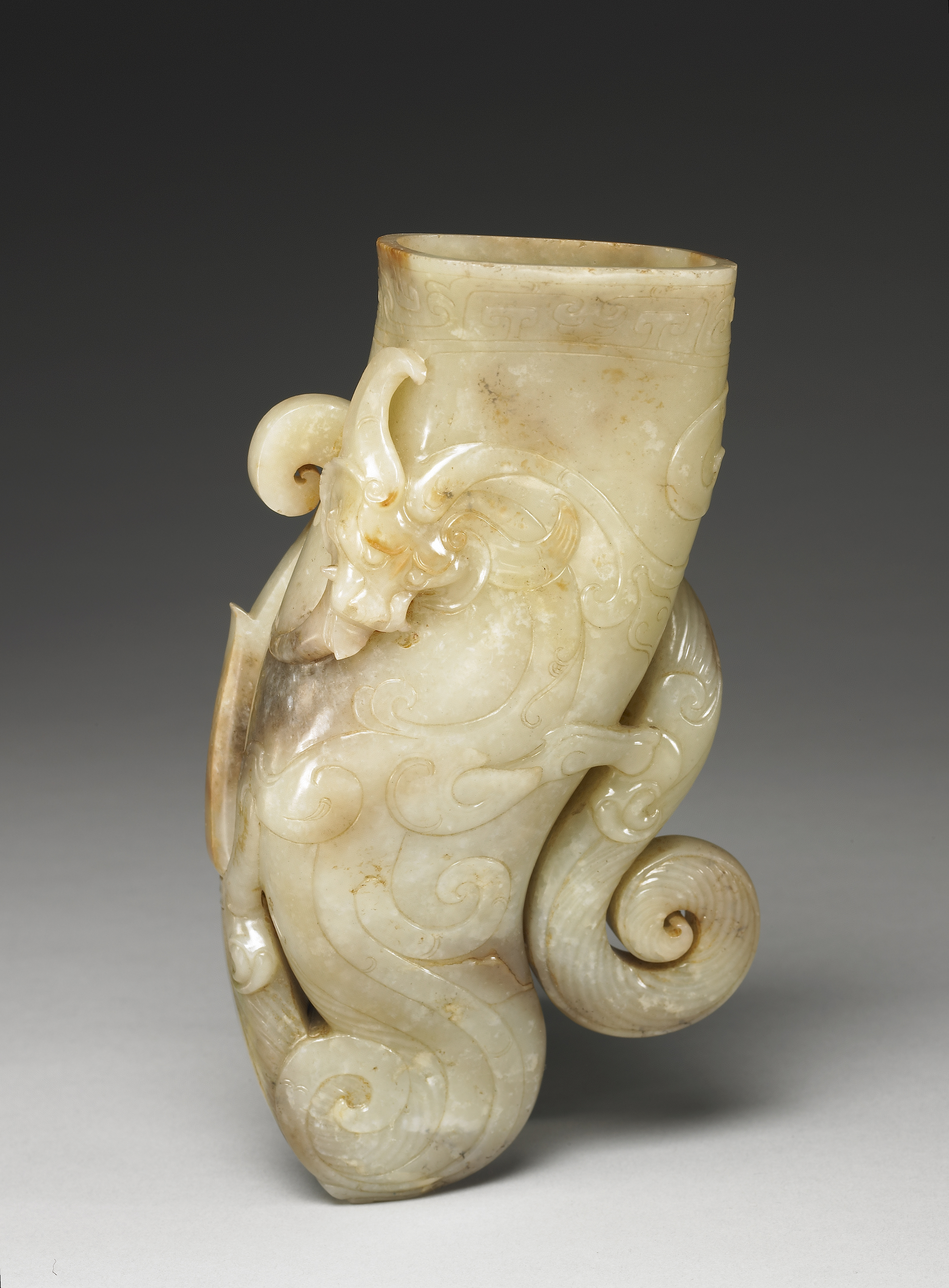 Dragon-design Horn-shaped Cup
