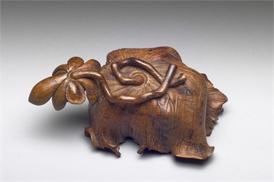 Bamboo Water Container in the Shape of a Lotus Leaf, with signature of Zhu Sansong