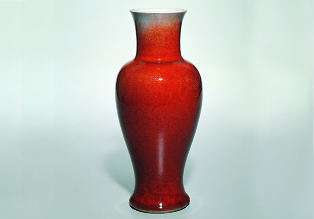 Ruby-red Kuan-yin Tsun Vase