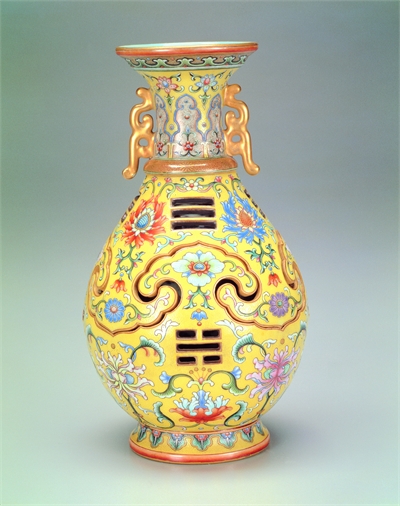 Revolving Vase in Yellow Glaze Famille Rose with Auspicious Motifs